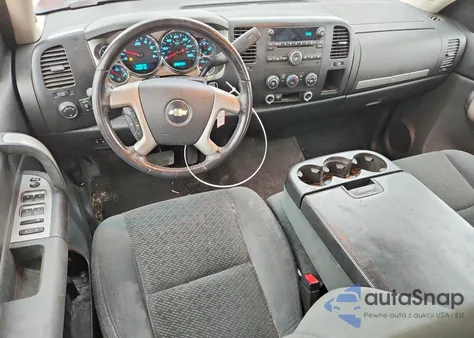 2008 Chevrolet Silverado K1500 z USA, uszkodzony, nr VIN 2GCEK133581315484